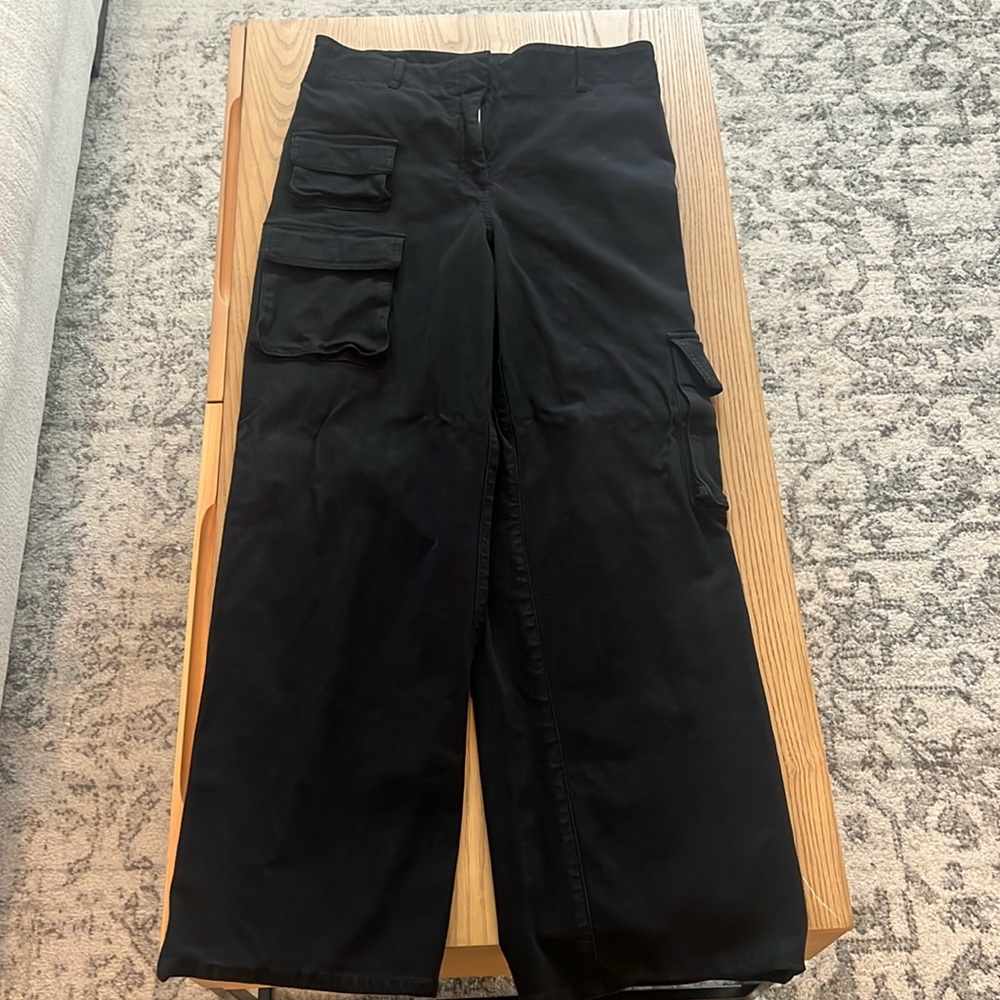 Aritzia black cargo pants size 12